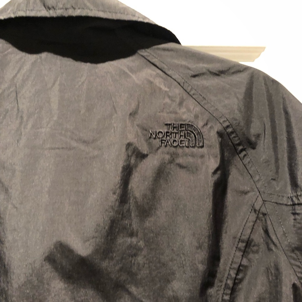 Northface rain jacket size small women regular size- the north face. Original - Picture 8 of 15